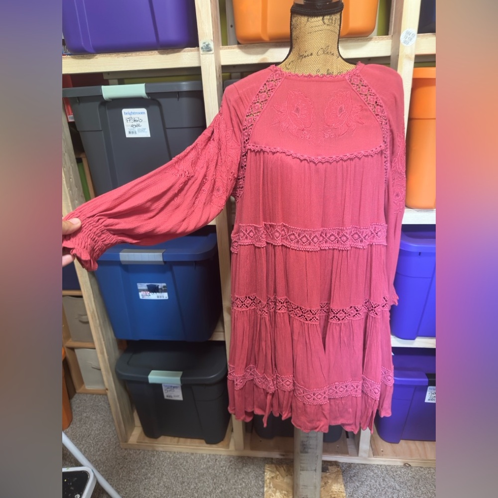 Free People Coral Lace Detail Women's Dress and slip - Picture 5 of 15